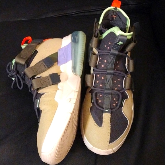 Nike Other - Nike Air Max 270 Sneakers 12